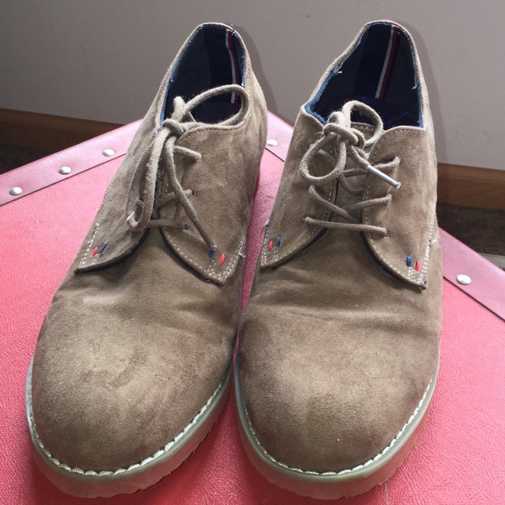 Tommy Hilfiger Men’s  Sued Oxford Shoes